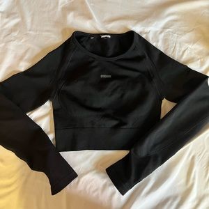 Black Gymshark Cropped Long Sleeve w/ Thumbholes, Size XS